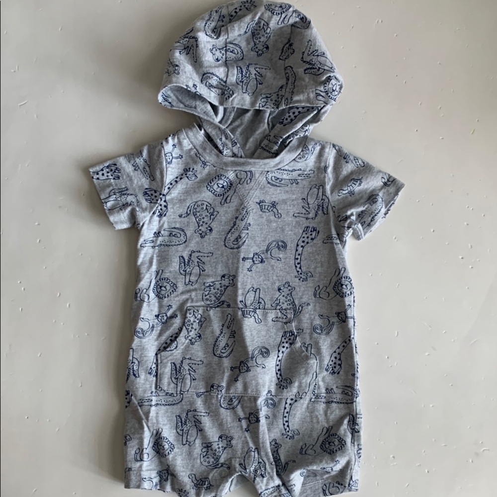 Members Mark Baby Gray Romper with Animal Print 6-9 Months - Picture 1 of 6
